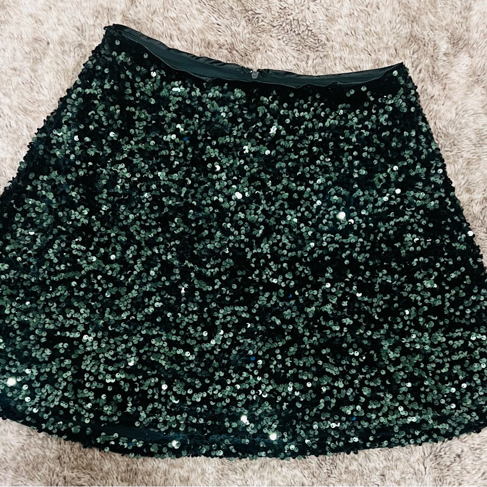 Sequin Embellished forest green mini Skirt